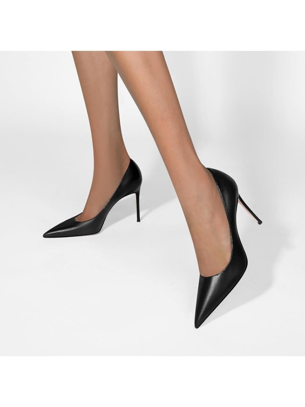 Women's Black Rubber Bold Elegant Cushioned Insole Comfortable Slip On Heels - Picture 4 of 6